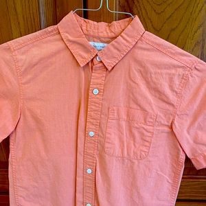 Old Navy short sleeve button down bundle of 2.  Size L